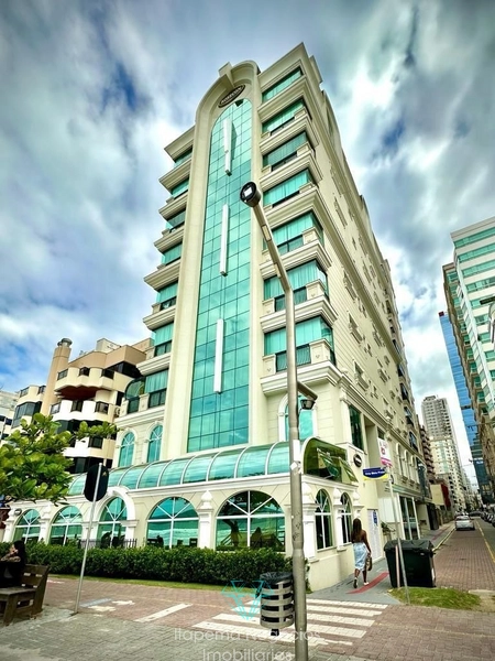 Apartamento mobiliado e decorado, muito luxuoso e frente mar.: 26ª foto da galeria de imagens do imóvel