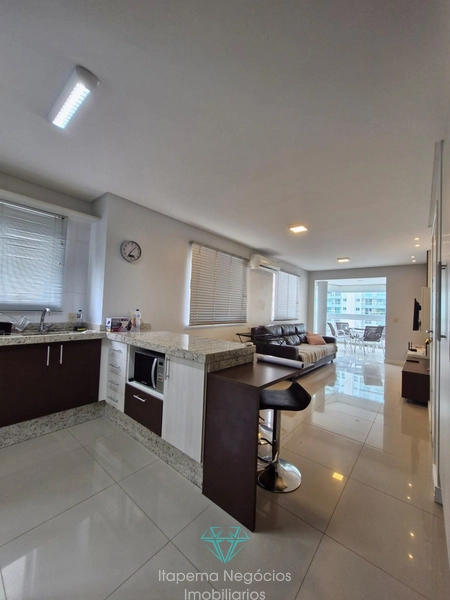Apartamento quadra mar em Itapema.: 11ª foto da galeria de imagens do imóvel