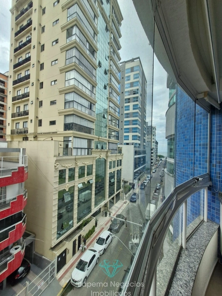 Apartamento quadra mar em Itapema.: 17ª foto da galeria de imagens do imóvel