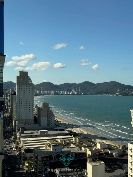 APARTAMENTO EM MEIA PRAIA ITAPEMA - 4 SUÍTES, 5 VAGAS - MOBILIADO.: 8ª foto da galeria de imagens do imóvel