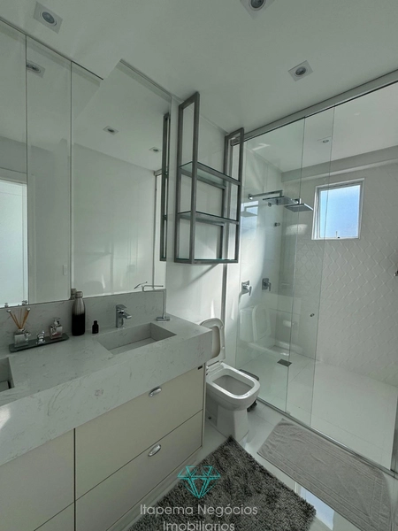 APARTAMENTO EM MEIA PRAIA ITAPEMA - 4 SUÍTES, 5 VAGAS - MOBILIADO.: 18ª foto da galeria de imagens do imóvel