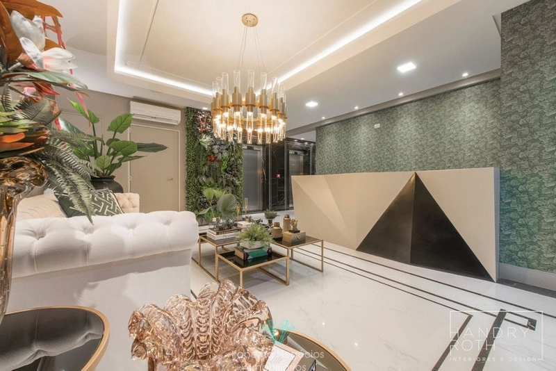 APARTAMENTO EM MEIA PRAIA ITAPEMA - 4 SUÍTES, 5 VAGAS - MOBILIADO.: 3ª foto da galeria de imagens do imóvel