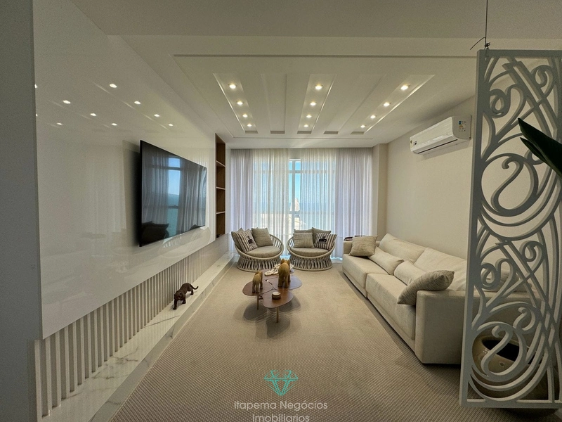 APARTAMENTO EM MEIA PRAIA ITAPEMA - 4 SUÍTES, 5 VAGAS - MOBILIADO.: 7ª foto da galeria de imagens do imóvel