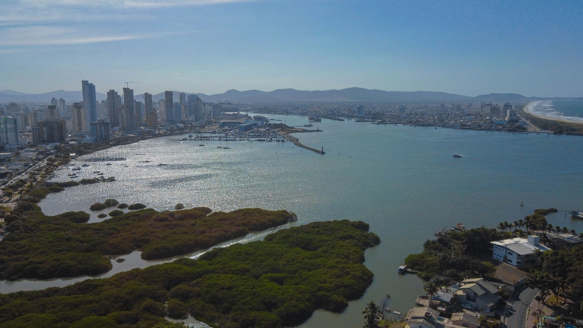 35ª foto do condomínio