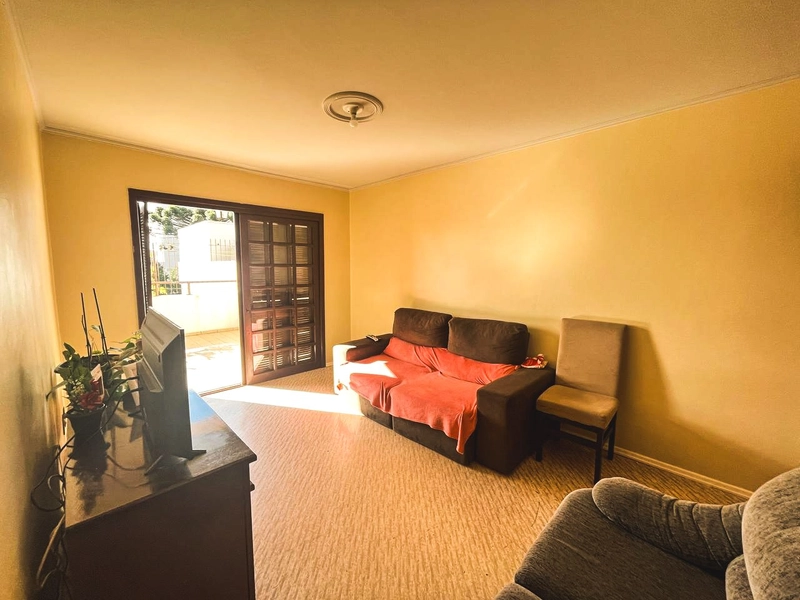 Apartamento semimobiliado com 3 dormitórios e terraço no Santa Catarina: 4ª foto da galeria de imagens do imóvel