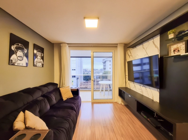 Apartamento semimobiliado no Panazzolo: 1ª foto da galeria de imagens do imóvel