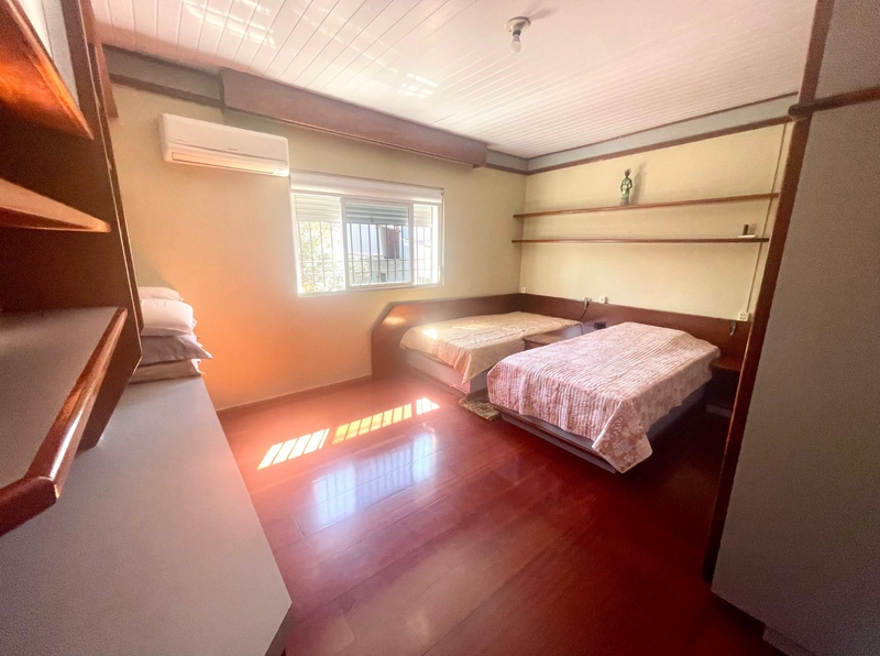 Casa com 4 dormitórios no bairro Rio Branco: 9ª foto da galeria de imagens do imóvel