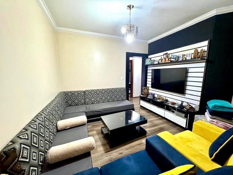 Apartamento de 3 dormitórios no São Pelegrino: 1ª foto da galeria de imagens do imóvel