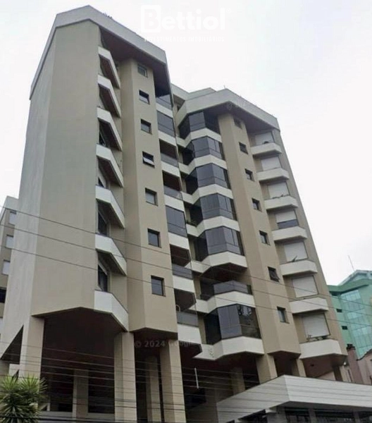 Apartamento de 3 dormitórios no São Pelegrino: 5ª foto da galeria de imagens do imóvel