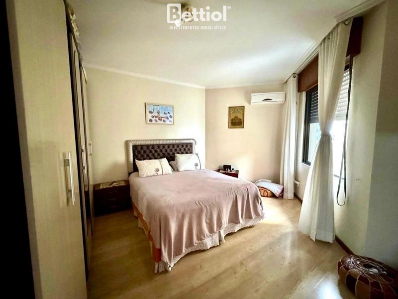 Apartamento de 3 dormitórios no São Pelegrino: 4ª foto da galeria de imagens do imóvel