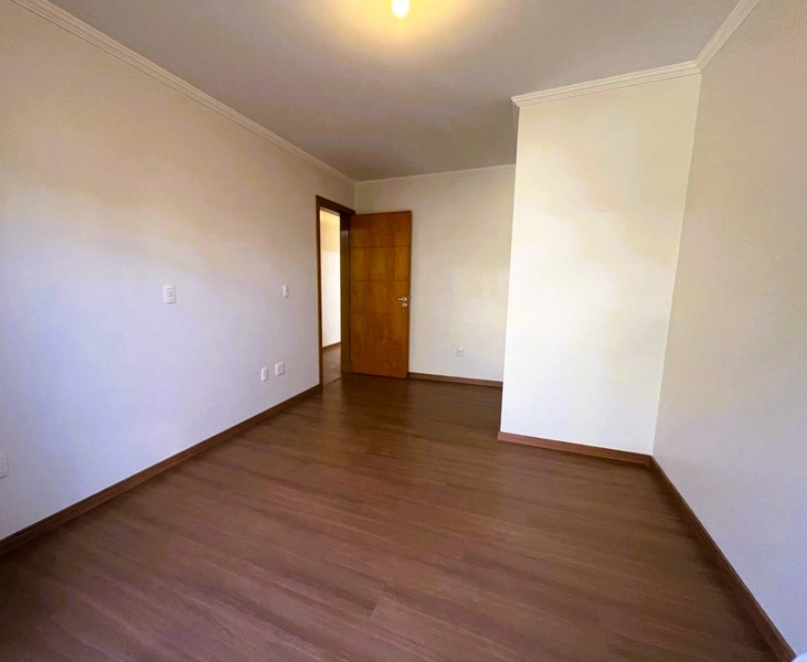 Apartamento 3 dormitórios sendo uma suíte no Pio X: 9ª foto da galeria de imagens do imóvel