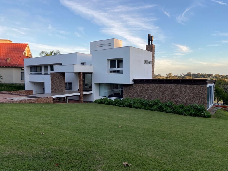 Casa 3 Suítes à Venda no Condomínio Paragem dos Verdes Campos