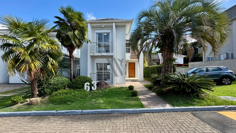 Casa Mobiliada Com Piscina À Venda No Condomínio Villa Lucchesi: 2ª foto da galeria de imagens do imóvel