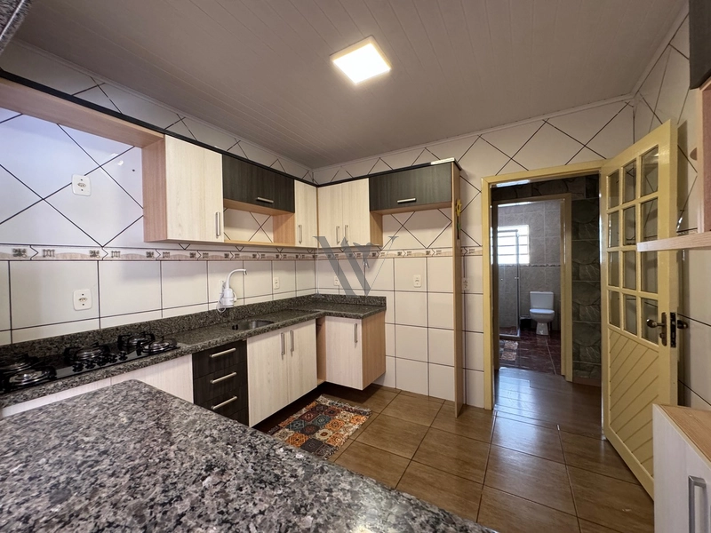 Casa 3 Dormitórios À Venda no Bairro Bom Sucesso: 10ª foto da galeria de imagens do imóvel