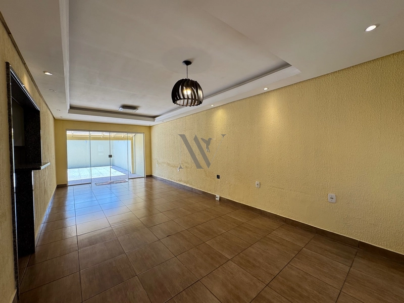 Casa 3 Dormitórios À Venda no Bairro Bom Sucesso: 8ª foto da galeria de imagens do imóvel