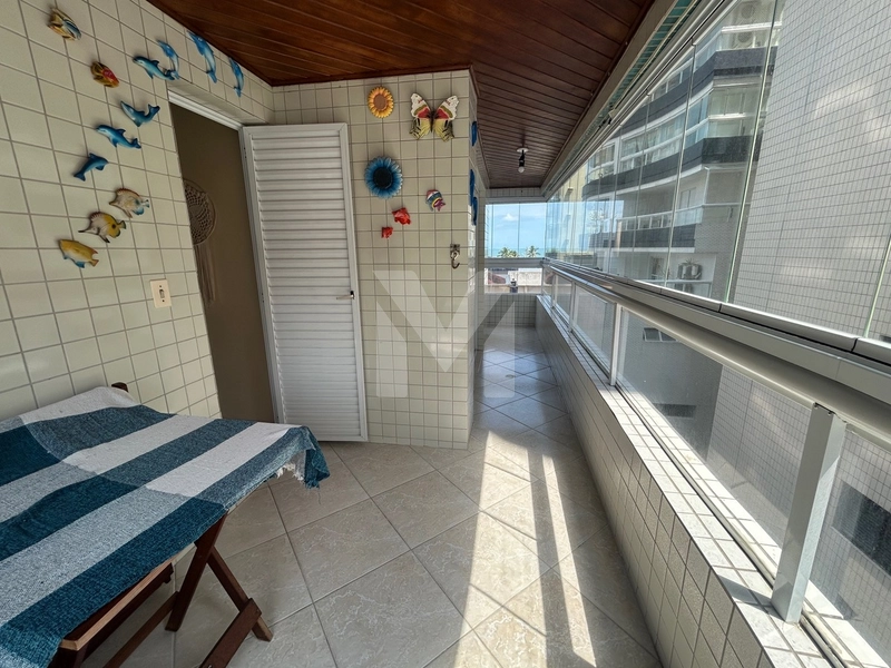 1 DORMITÓRIO NA GUILHERMINA – 100 METROS DA PRAIA