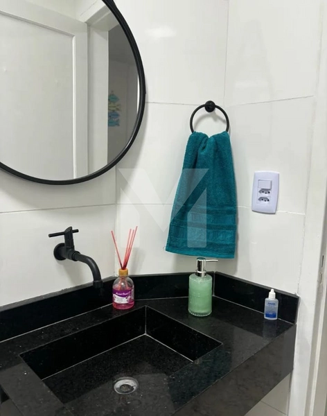 KITNET PORTEIRA FECHADA A 50 METROS DA PRAIA NA Guilhermina: 7ª foto da galeria de imagens do imóvel