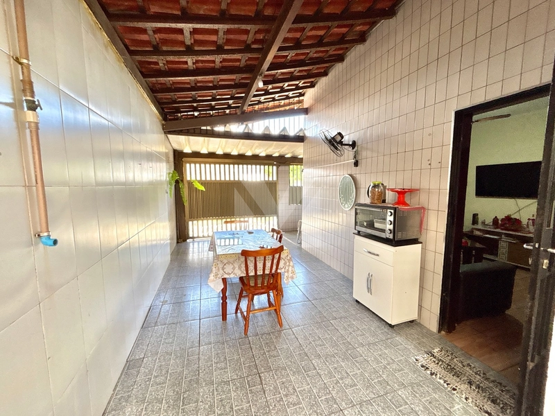 Há 4 quadras da praia, quintal e muito mais, olha essa Casa Isolada !: 24ª foto da galeria de imagens do imóvel