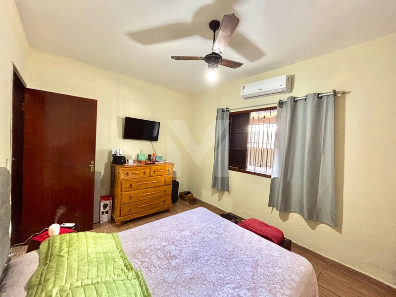 Há 4 quadras da praia, quintal e muito mais, olha essa Casa Isolada !: 10ª foto da galeria de imagens do imóvel