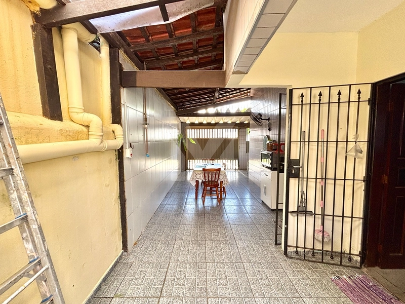 Há 4 quadras da praia, quintal e muito mais, olha essa Casa Isolada !: 23ª foto da galeria de imagens do imóvel
