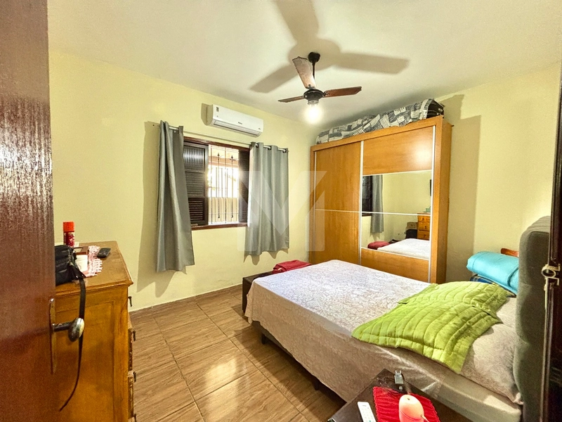 Há 4 quadras da praia, quintal e muito mais, olha essa Casa Isolada !: 8ª foto da galeria de imagens do imóvel