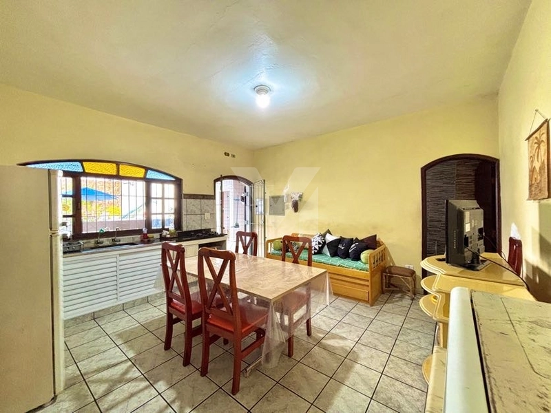 Piscina, quintal e 5 vagas de garagem, Casa com 2 dormitórios !: 16ª foto da galeria de imagens do imóvel