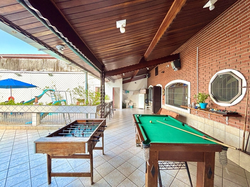 Piscina, quintal e 5 vagas de garagem, Casa com 2 dormitórios !: 12ª foto da galeria de imagens do imóvel