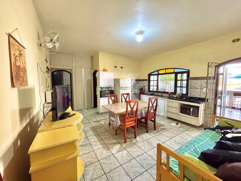 Piscina, quintal e 5 vagas de garagem, Casa com 2 dormitórios !: 14ª foto da galeria de imagens do imóvel