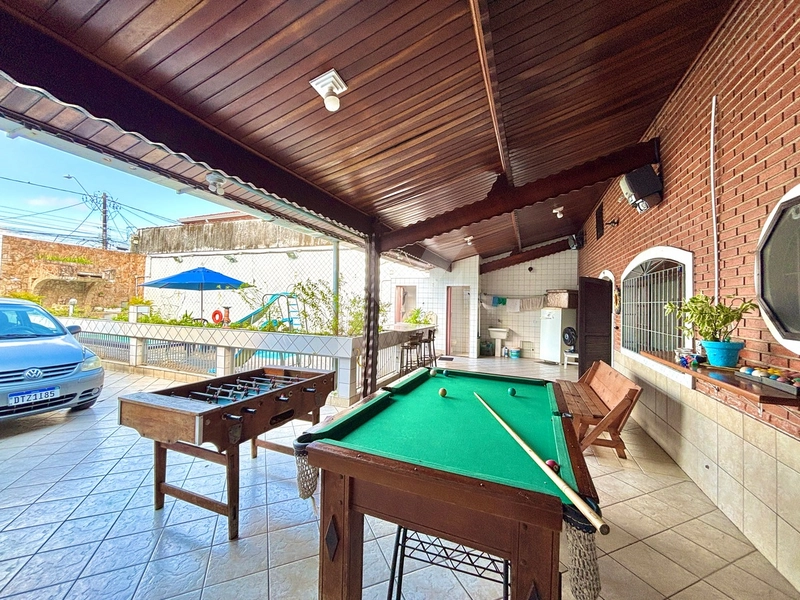 Piscina, quintal e 5 vagas de garagem, Casa com 2 dormitórios !: 11ª foto da galeria de imagens do imóvel