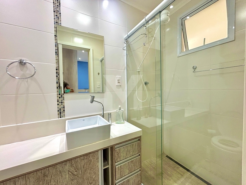 Há 200m Do Mar, Mobiliado, 2 Suítes na melhor região, Canto do Forte: 30ª foto da galeria de imagens do imóvel