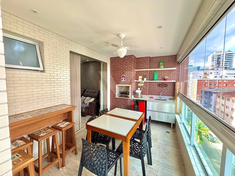 Há 200m Do Mar, Mobiliado, 2 Suítes na melhor região, Canto do Forte: 8ª foto da galeria de imagens do imóvel