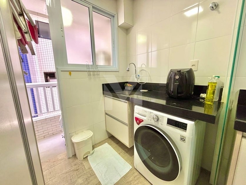 Há 200m Do Mar, Mobiliado, 2 Suítes na melhor região, Canto do Forte: 17ª foto da galeria de imagens do imóvel