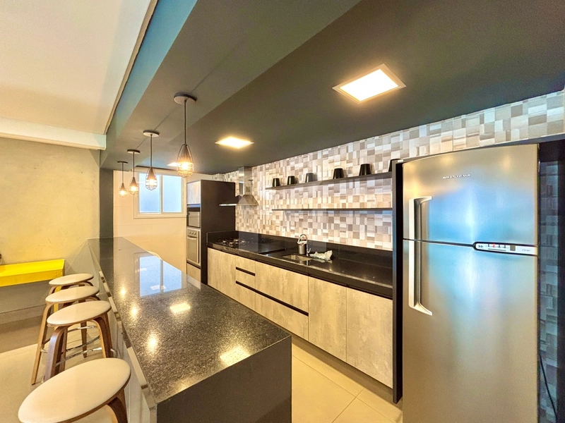 Há 200m Do Mar, Mobiliado, 2 Suítes na melhor região, Canto do Forte: 35ª foto da galeria de imagens do imóvel