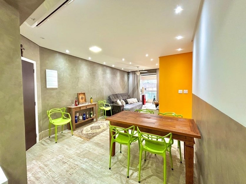 Há 200m Do Mar, Mobiliado, 2 Suítes na melhor região, Canto do Forte