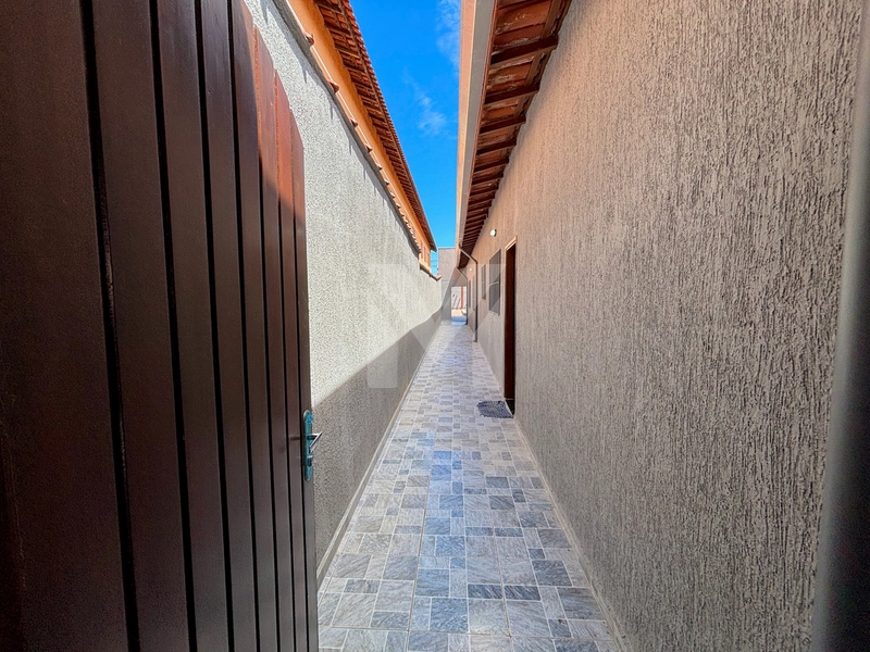 More perto da praia com piscina e 5 vagas — essa casa é raridade !: 17ª foto da galeria de imagens do imóvel