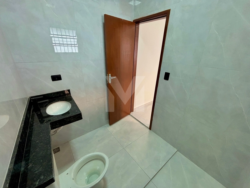 More perto da praia com piscina e 5 vagas — essa casa é raridade !: 41ª foto da galeria de imagens do imóvel