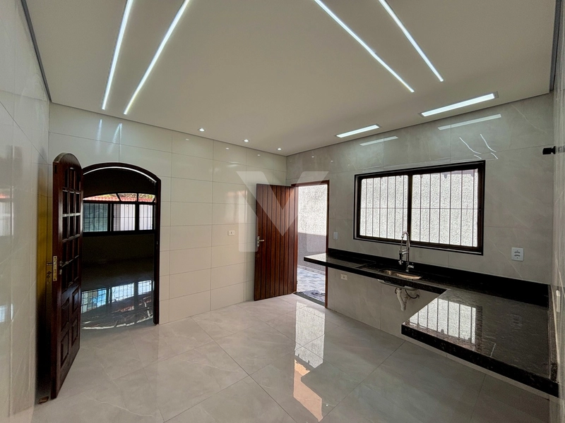 More perto da praia com piscina e 5 vagas — essa casa é raridade !: 29ª foto da galeria de imagens do imóvel