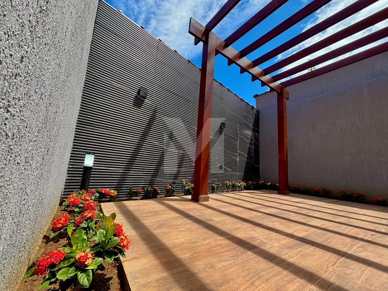 More perto da praia com piscina e 5 vagas — essa casa é raridade !: 6ª foto da galeria de imagens do imóvel