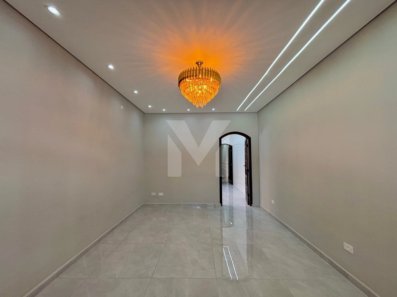 More perto da praia com piscina e 5 vagas — essa casa é raridade !: 23ª foto da galeria de imagens do imóvel