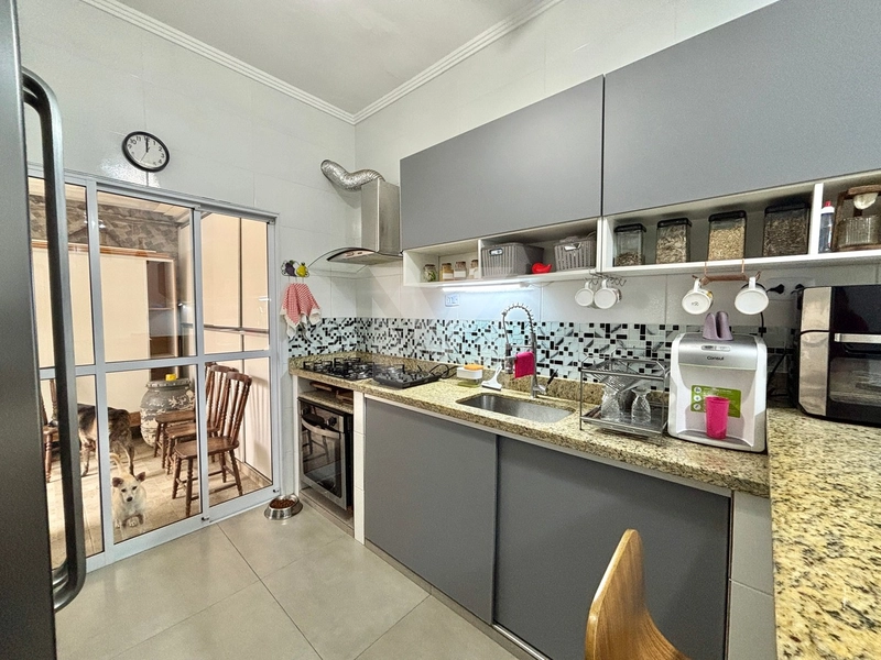 Casa perto da Praia, espaço gourmet, closset e quintal - Guilhermina: 25ª foto da galeria de imagens do imóvel