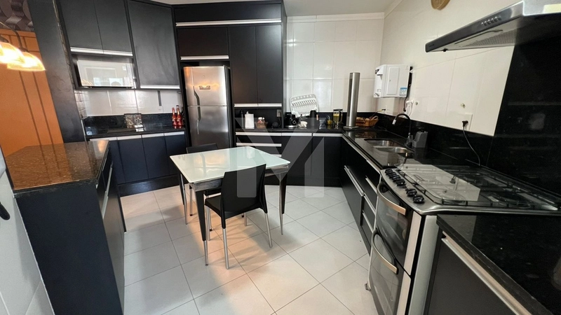 : 13ª foto da galeria de imagens do imóvel