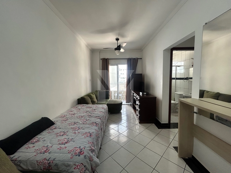 Apartamento localizado no bairro Guilhermina, em Praia Grande