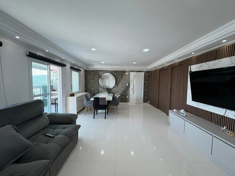 Lindo Apartamento - 170m²: 3ª foto da galeria de imagens do imóvel