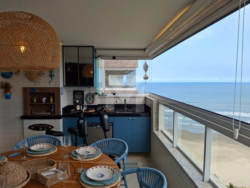 Lindo apartamento 3 dormitórios frente mar mobiliado no Caiçara: 1ª foto da galeria de imagens do imóvel