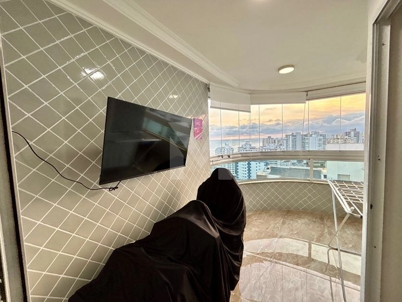 Ultimo andar, vista definitiva, apartamento com 2 Dorm próximo á Praia: 30ª foto da galeria de imagens do imóvel