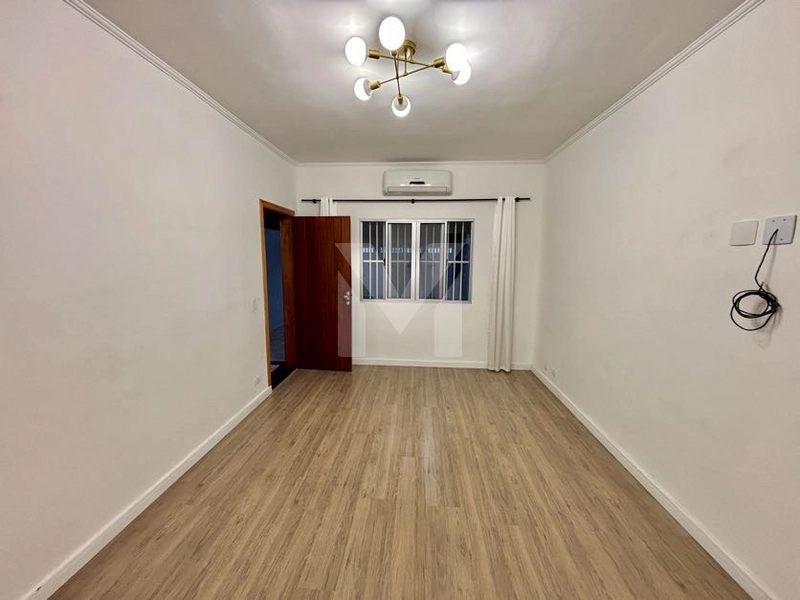 Casa alto Padrão em terreno 5x50, 3 Dormitórios(2suítes) + Edícula: 4ª foto da galeria de imagens do imóvel