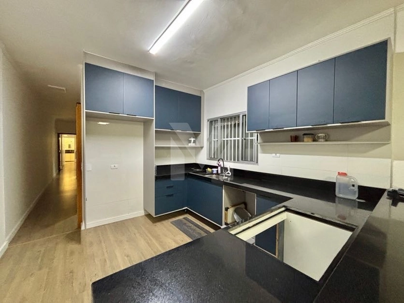 Casa alto Padrão em terreno 5x50, 3 Dormitórios(2suítes) + Edícula