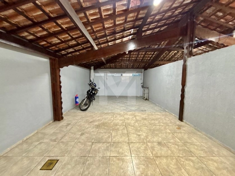 Casa alto Padrão em terreno 5x50, 3 Dormitórios(2suítes) + Edícula: 3ª foto da galeria de imagens do imóvel