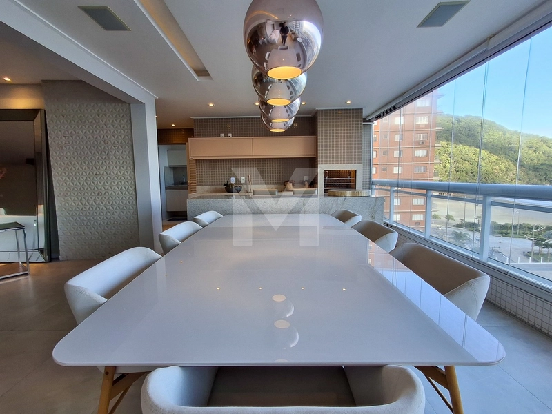 Apartamento com 4 dormitórios no Canto do Forte: 3ª foto da galeria de imagens do imóvel