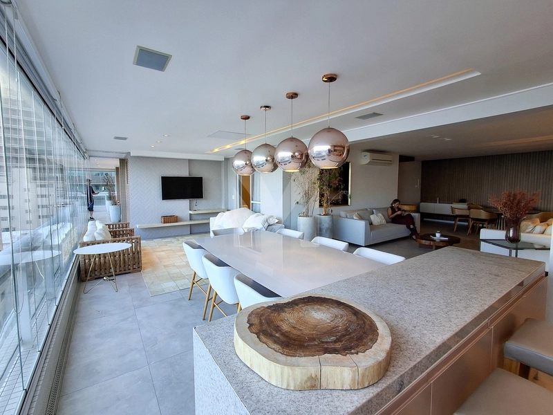 Apartamento com 4 dormitórios no Canto do Forte: 8ª foto da galeria de imagens do imóvel